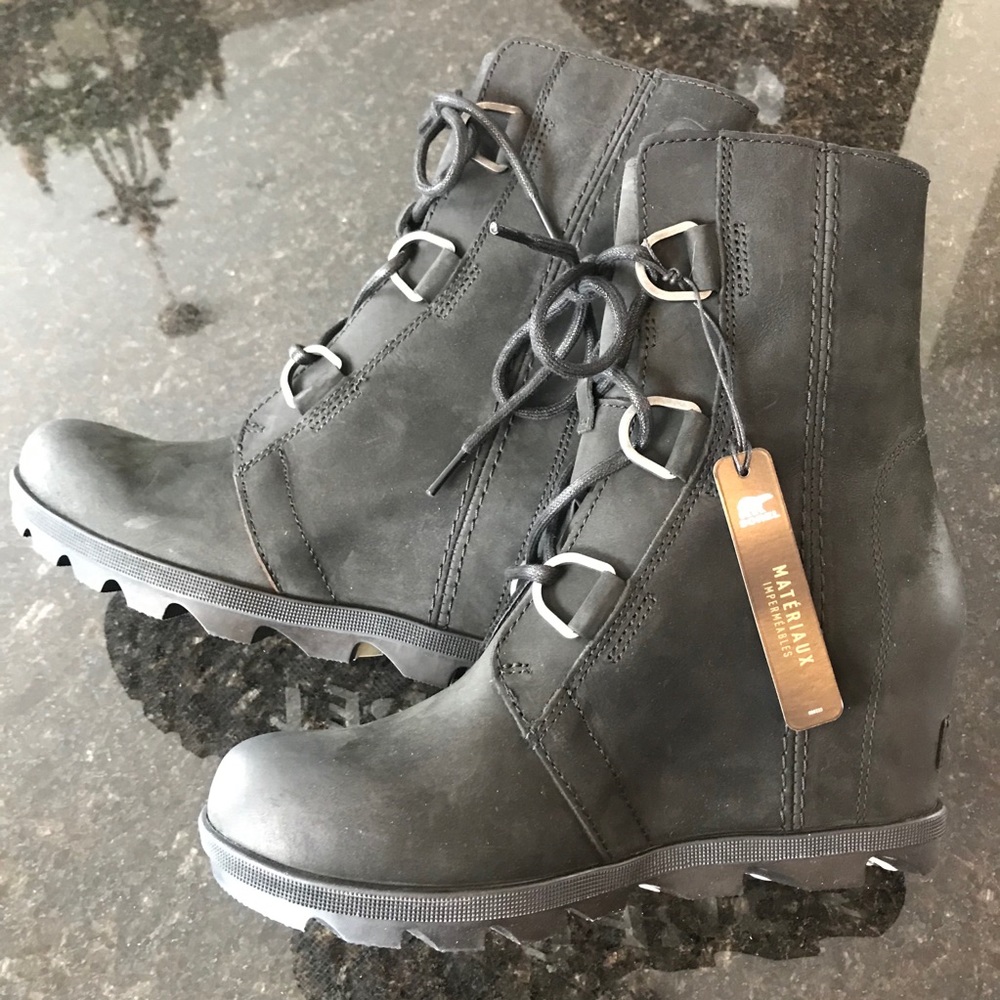 New Sorel Women's Joan of Arctic Wedge II Boot, Black Wedge Booties, Ankle Boots